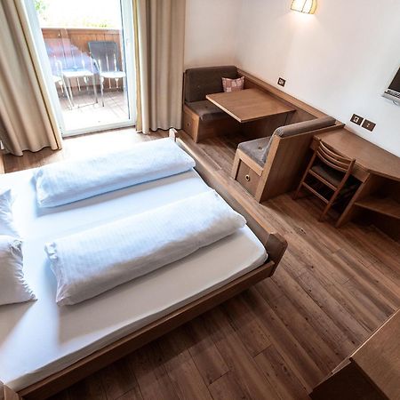 Hotel Zum Loewen - Al Leone Mölten Eksteriør bilde
