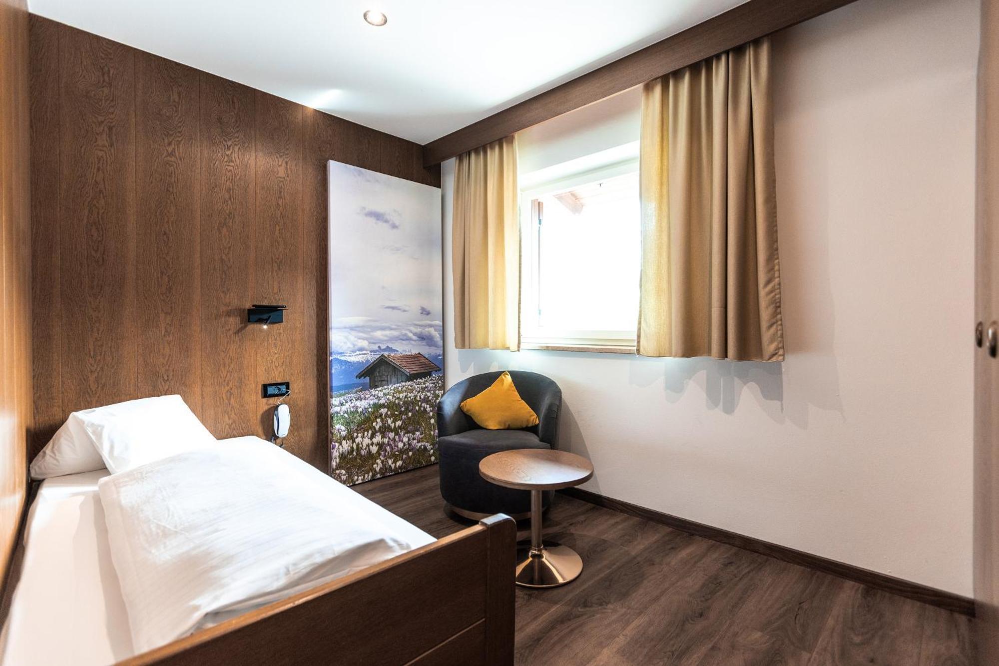 Hotel Zum Loewen - Al Leone Mölten Eksteriør bilde